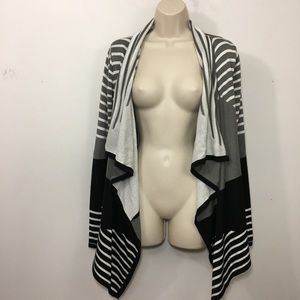 UO starring at stars waterfall cardigan stripped M